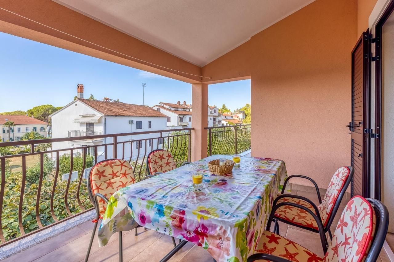 Apartment Complex Silva Rovinj Exterior photo