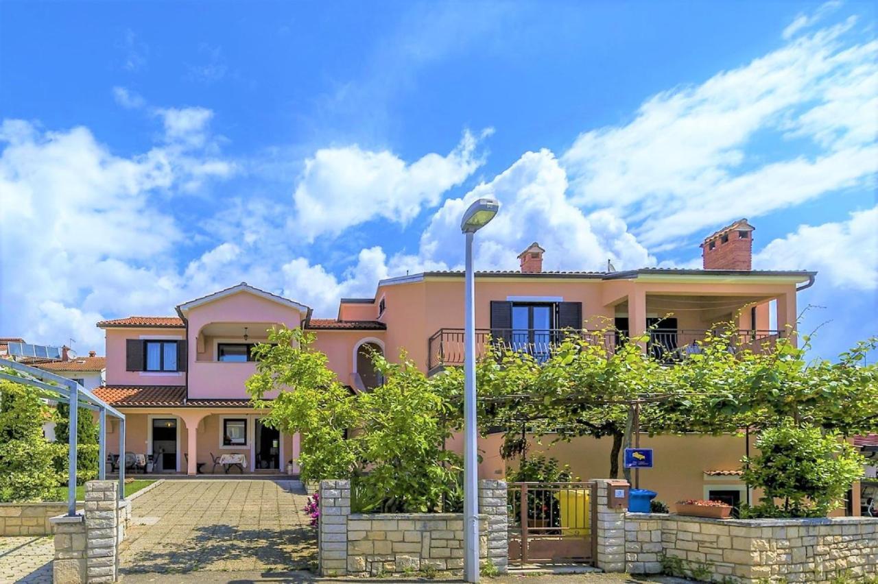 Apartment Complex Silva Rovinj Exterior photo